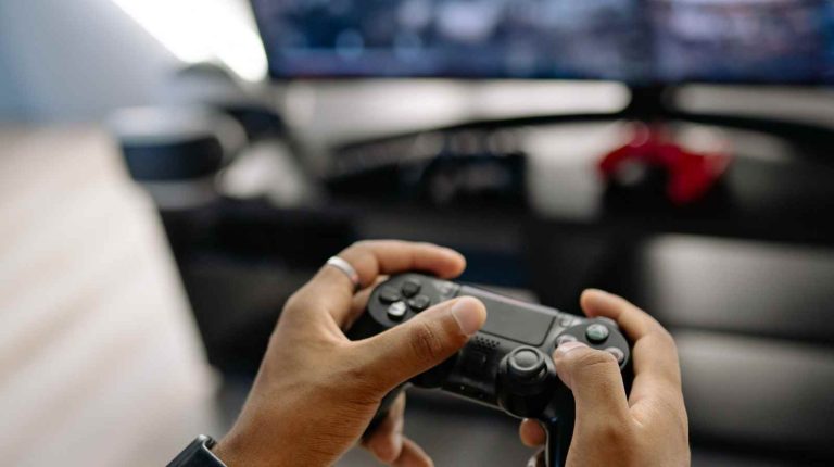Organiser un tournoi de jeux vidéo : quelles autorisations administratives ?