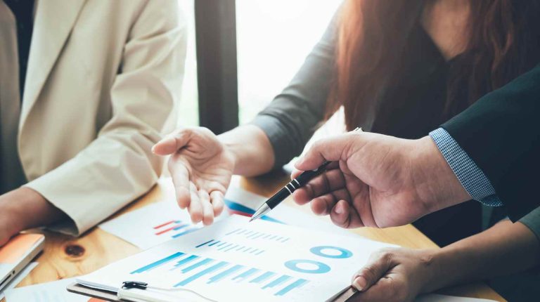 Peut-on imposer un prix de revente minimum à ses distributeurs ?