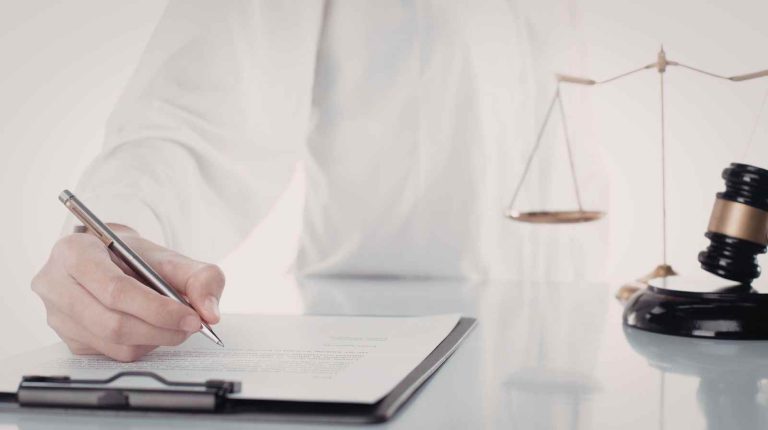 Quel délai de préavis raisonnable pour rompre un contrat commercial